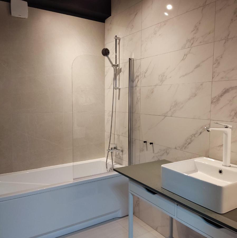 Apartament Milion Rynek Sienny Stare Miasto Bulwary Apartamenty No 1 شتشيتسين المظهر الخارجي الصورة